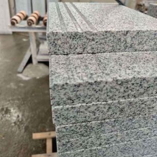 通化芝麻白楼梯踏步