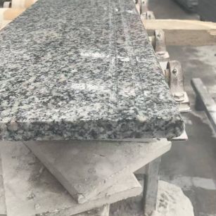 通化芝麻白楼梯踏步 芙蓉白