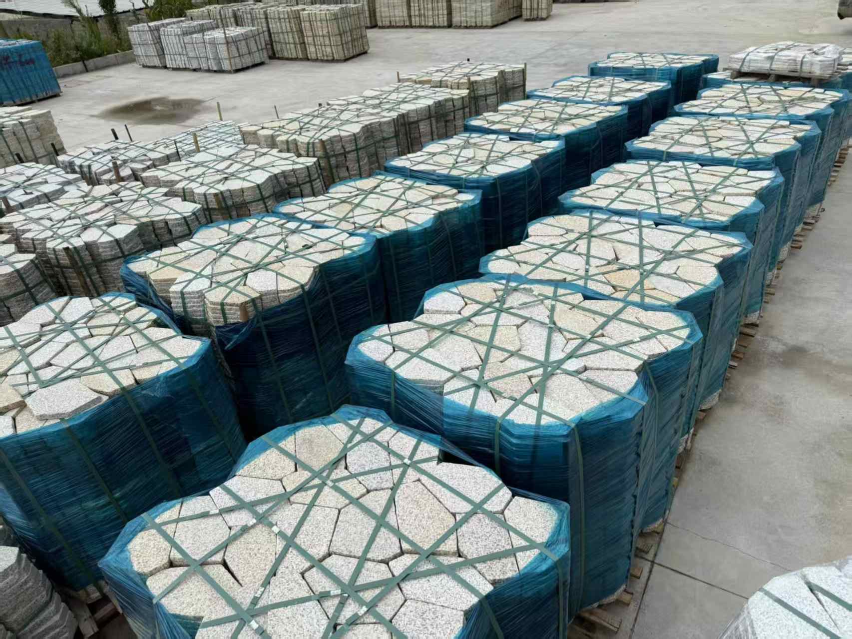 通化黄金麻冰裂纹 碎拼