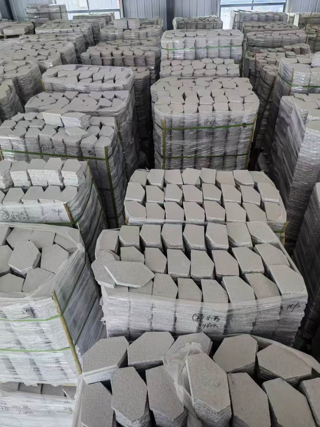 通化芝麻白石材冰裂纹，碎拼。