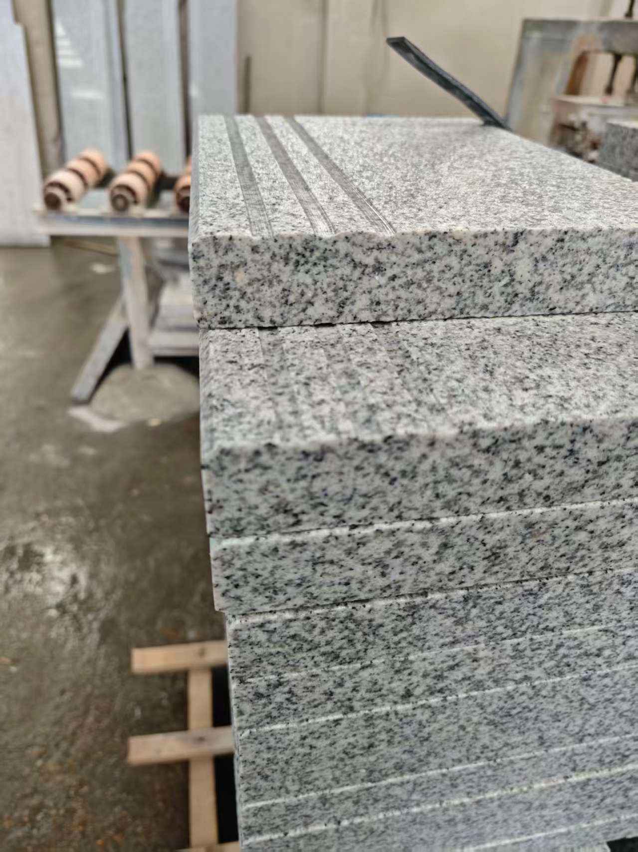 通化芝麻白楼梯踏步