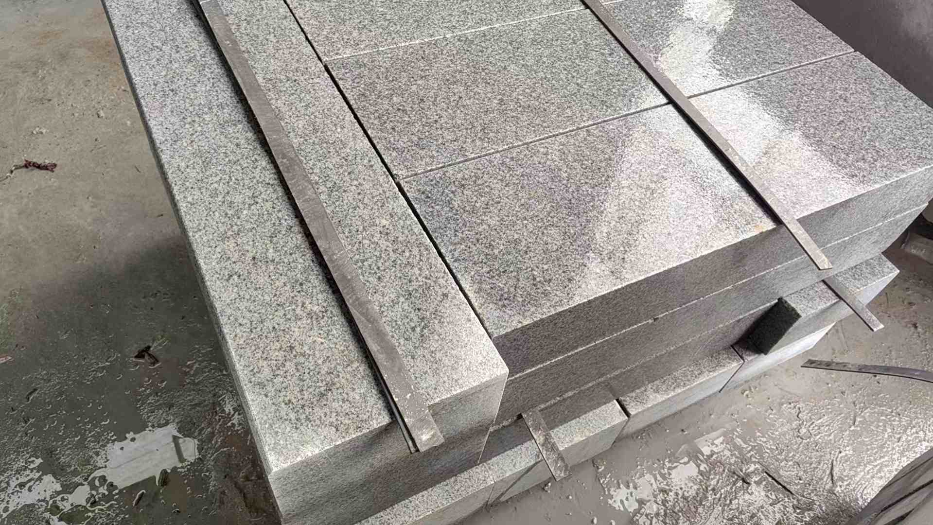通化芝麻灰 芝麻白 路牙石 路侧石 马路牙子
